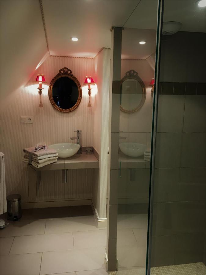 Le Manoir De Maucartier Bed & Breakfast Monnaie ภายนอก รูปภาพ